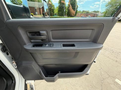Used 2012 RAM 5500 2WD Crew Cab w/ Ambulance Prep Group image 27