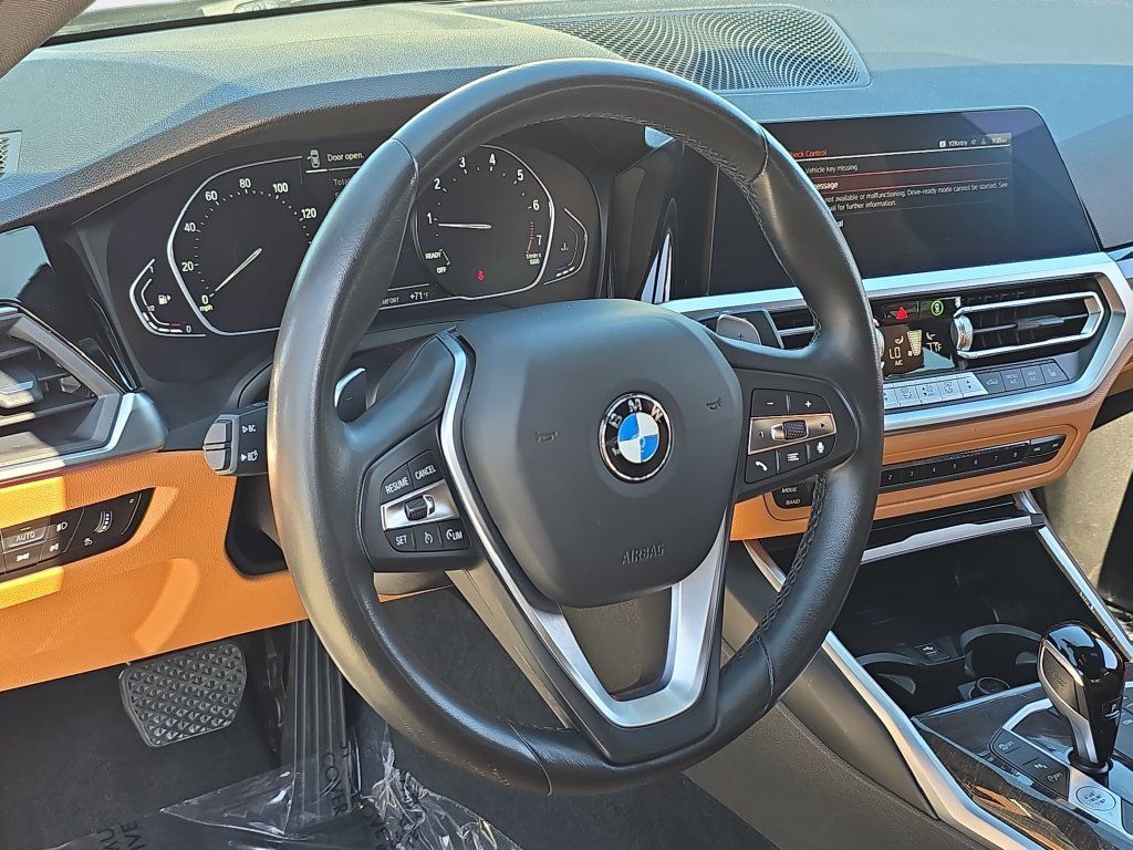 Used 2022 BMW 330i Sedan w/ Driving Assistance Package RWD image 18