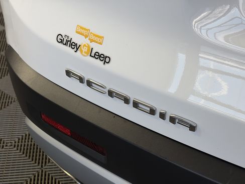 Certified 2023 GMC Acadia SLE image 15