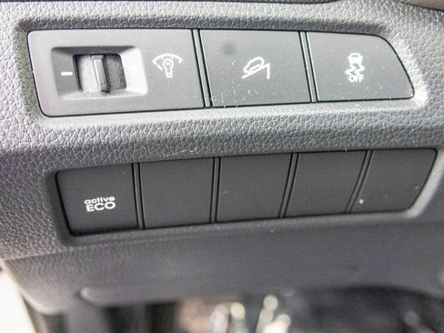 Used 2015 Hyundai Santa Fe Sport w/ Option Group 02 image 20