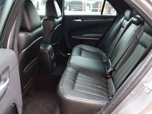 Used 2018 Chrysler 300 S w/ 300S Premium Group image 39