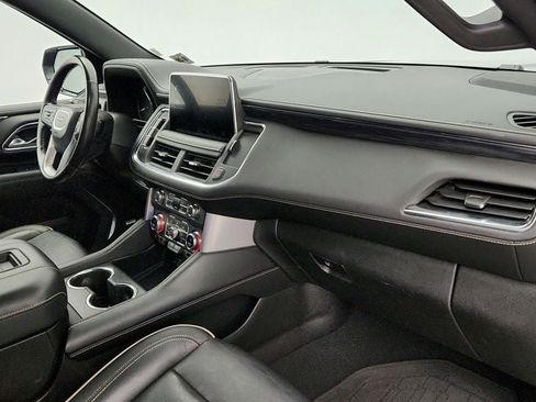 Used 2021 GMC Yukon SLT w/ SLT Premium Package image 29