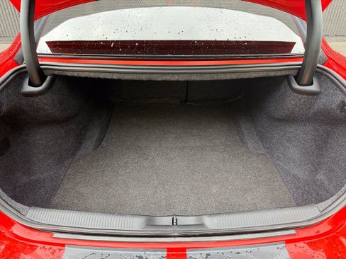 Used 2016 Dodge Charger SRT Hellcat w/ Harman/Kardon Audio Group RWD image 21