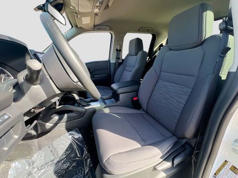 New 2026 Nissan Frontier S image 19