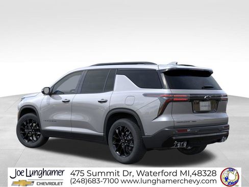 New 2026 Chevrolet Traverse LT image 3