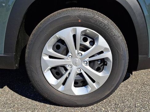 New 2026 Chevrolet Trax LS w/ Driver Confidence Package FWD image 5