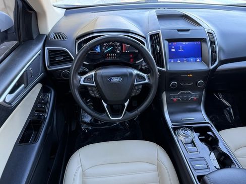 Used 2020 Ford Edge SEL w/ Cold Weather Package image 26