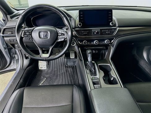 Used 2022 Honda Accord Sport image 17