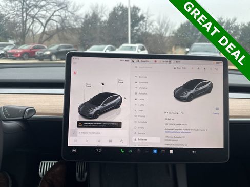 Used 2023 Tesla Model 3 Standard Range image 24