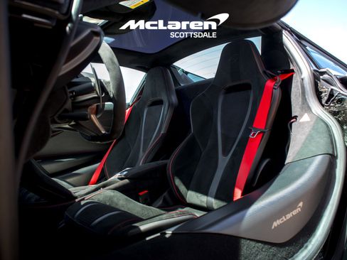 Used 2024 McLaren 750S Spider image 21