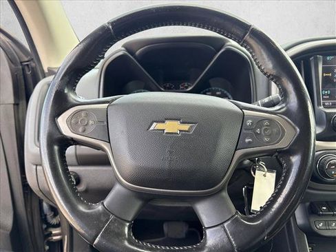 Used 2016 Chevrolet Colorado Z71 RWD image 9