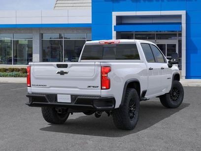 New 2026 Chevrolet Silverado 2500 ZR2 w/ LPO, Dark Essentials Package