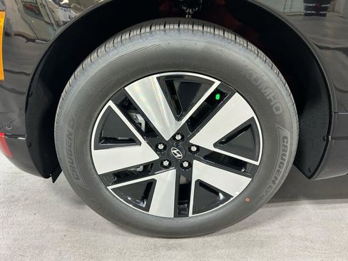 New 2026 Hyundai Ioniq 9 SEL AWD/4WD image 13