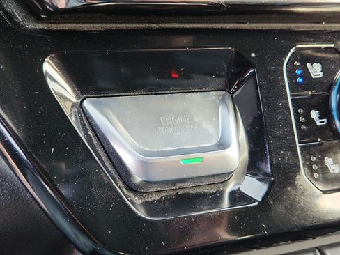 Used 2023 GMC Sierra 1500 AT4 w/ Technology Package image 19