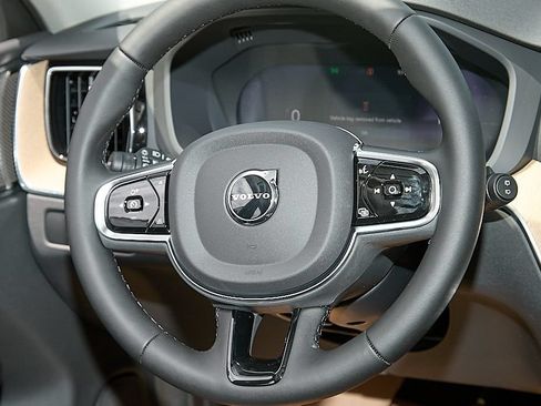 New 2026 Volvo XC60 T8 Plus w/ Climate Package AWD/4WD image 25