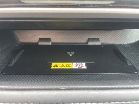 Used 2024 Toyota Highlander XLE image 22