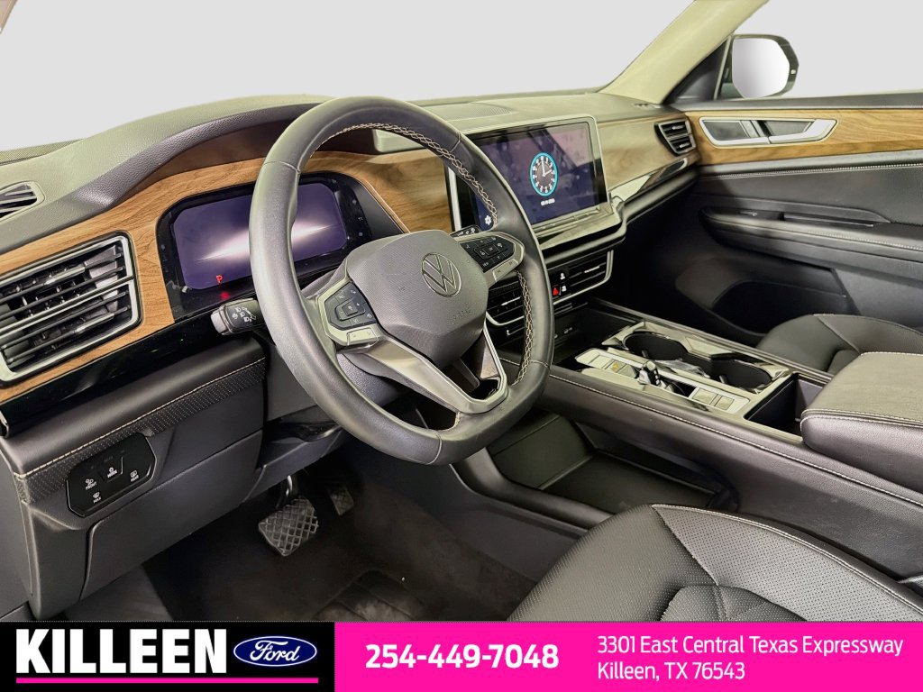 Used 2025 Volkswagen Atlas SE AWD/4WD image 10