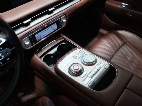 Used 2023 Genesis G90 3.5T AWD/4WD image 33