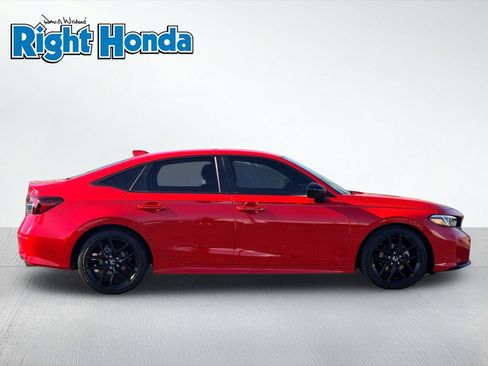 Certified 2025 Honda Civic Sport image 9