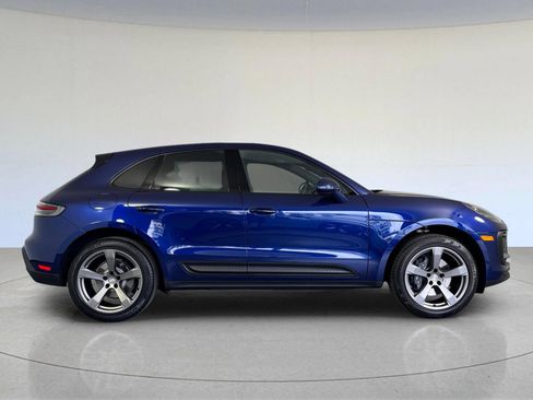 Certified 2026 Porsche Macan AWD/4WD image 9