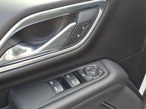 Used 2021 Chevrolet Suburban LS w/ Max Trailering Package image 18