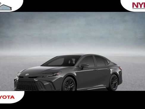 New 2026 Toyota Camry SE FWD image 1