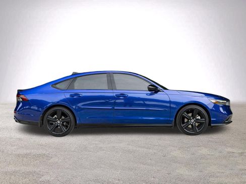 Used 2023 Honda Accord Sport image 10