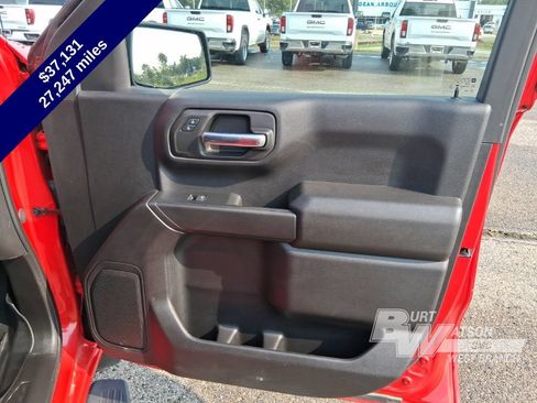 Used 2024 Chevrolet Silverado 1500 Custom Trail Boss w/ LPO, Dark Essentials Package AWD/4WD image 12