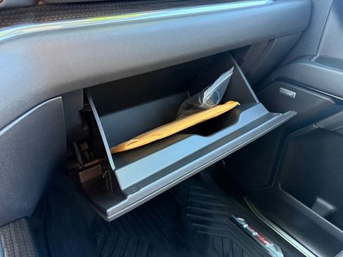 Used 2024 Chevrolet Silverado 1500 LT Trail Boss w/ Convenience Package II image 23