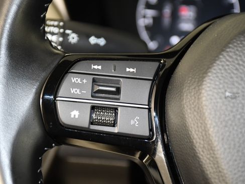 Certified 2025 Honda HR-V EX-L image 20