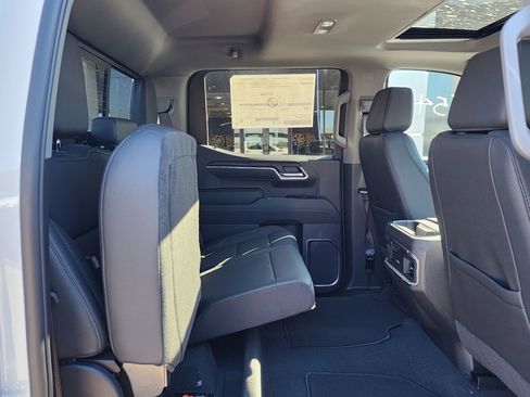 New 2026 GMC Sierra 1500 SLT w/ SLT Premium Plus Package image 44