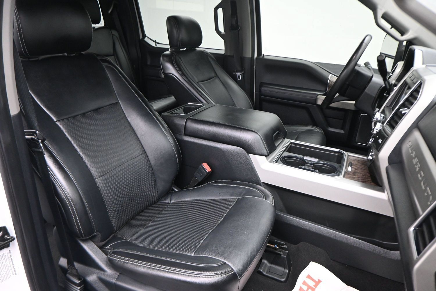 Used 2019 Ford F350 Lariat w/ Lariat Ultimate Package AWD/4WD image 23