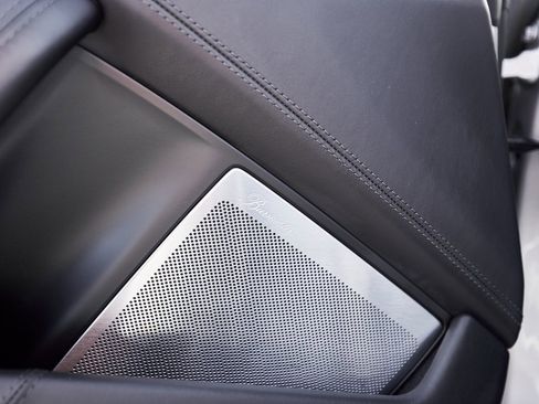 Used 2024 Porsche 911 Carrera GTS w/ Premium Package image 27