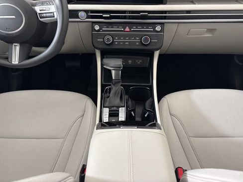 New 2026 Hyundai Tucson SE image 22