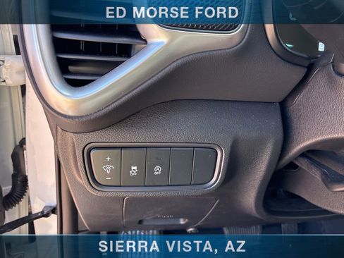 Used 2025 Kia Soul LX FWD image 21