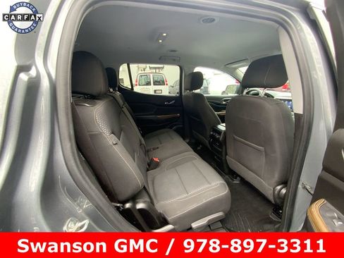 Used 2022 GMC Acadia SLE image 27