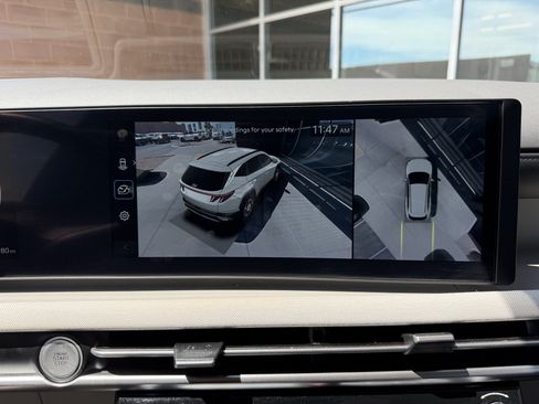 Used 2025 Hyundai Tucson Limited FWD image 21