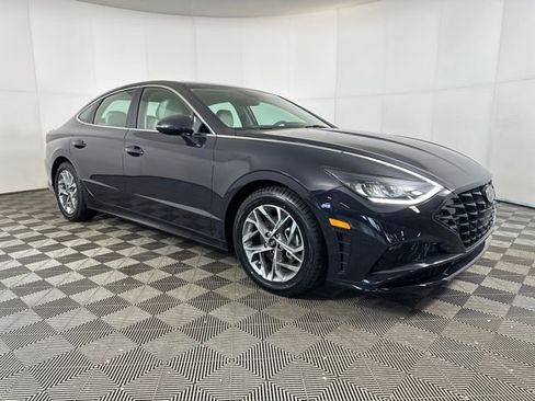 Certified 2023 Hyundai Sonata SEL w/ Cargo Package image 2