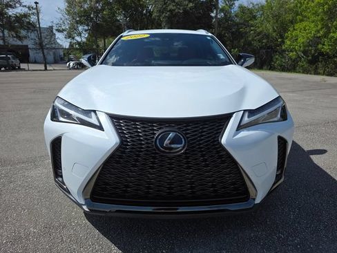 Used 2022 Lexus UX 200 F Sport w/ Accessory Package (Z2) FWD image 8
