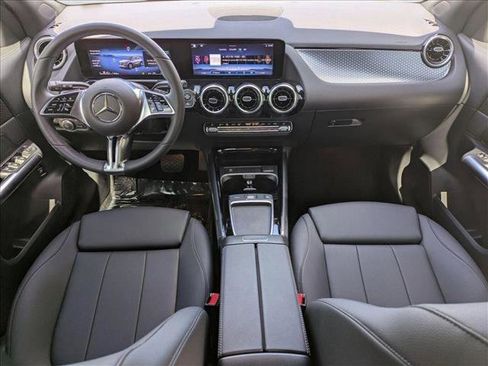 Certified 2026 Mercedes-Benz GLA 250 image 17