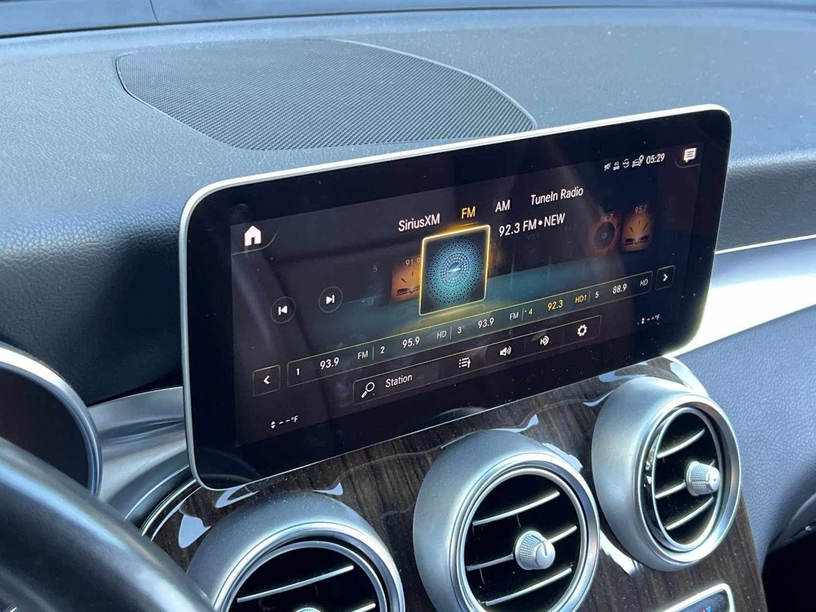 Certified 2021 Mercedes-Benz GLC 300 4MATIC Coupe image 23