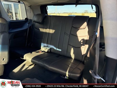 Used 2019 Cadillac Escalade Premium Luxury image 32