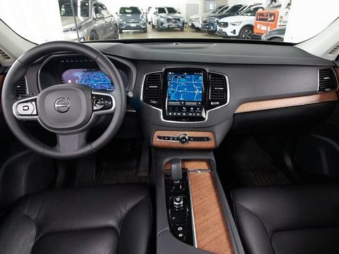 Certified 2023 Volvo XC90 B6 Plus w/ Protection Package Premier AWD/4WD image 7