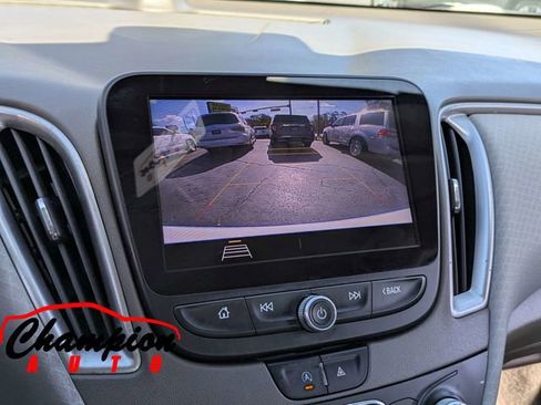 Used 2020 Chevrolet Malibu LS w/ Driver Confidence Package II image 22