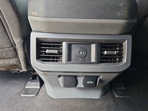 Used 2023 Ford F250 XLT w/ FX4 Off-Road Package image 29