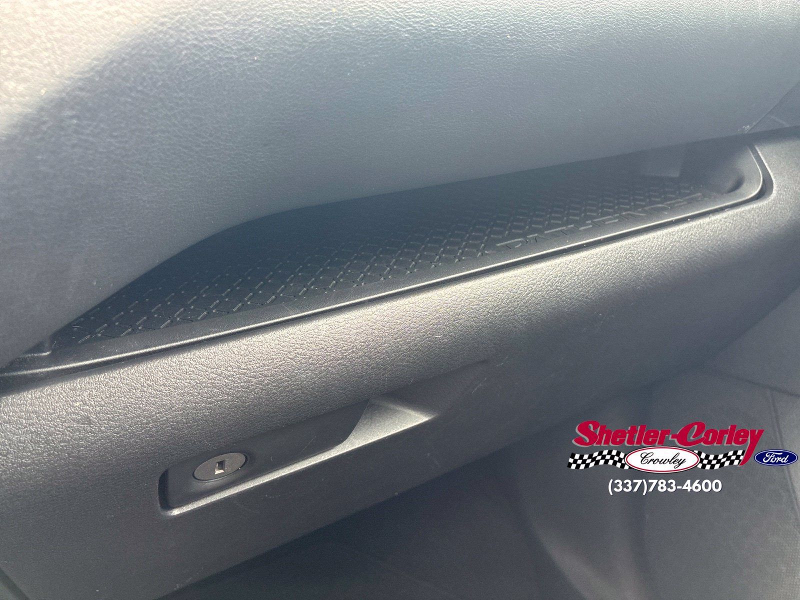 Used 2024 Nissan Pathfinder SV FWD image 32