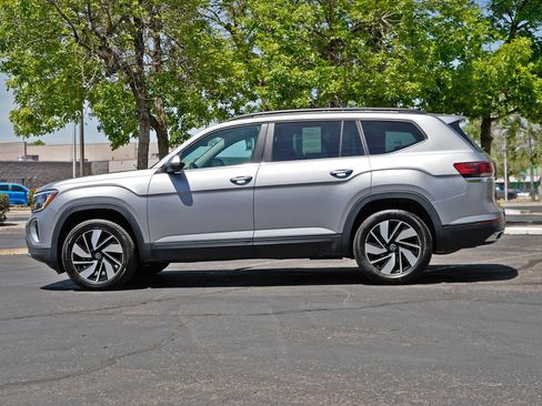 Used 2024 Volkswagen Atlas SE image 6