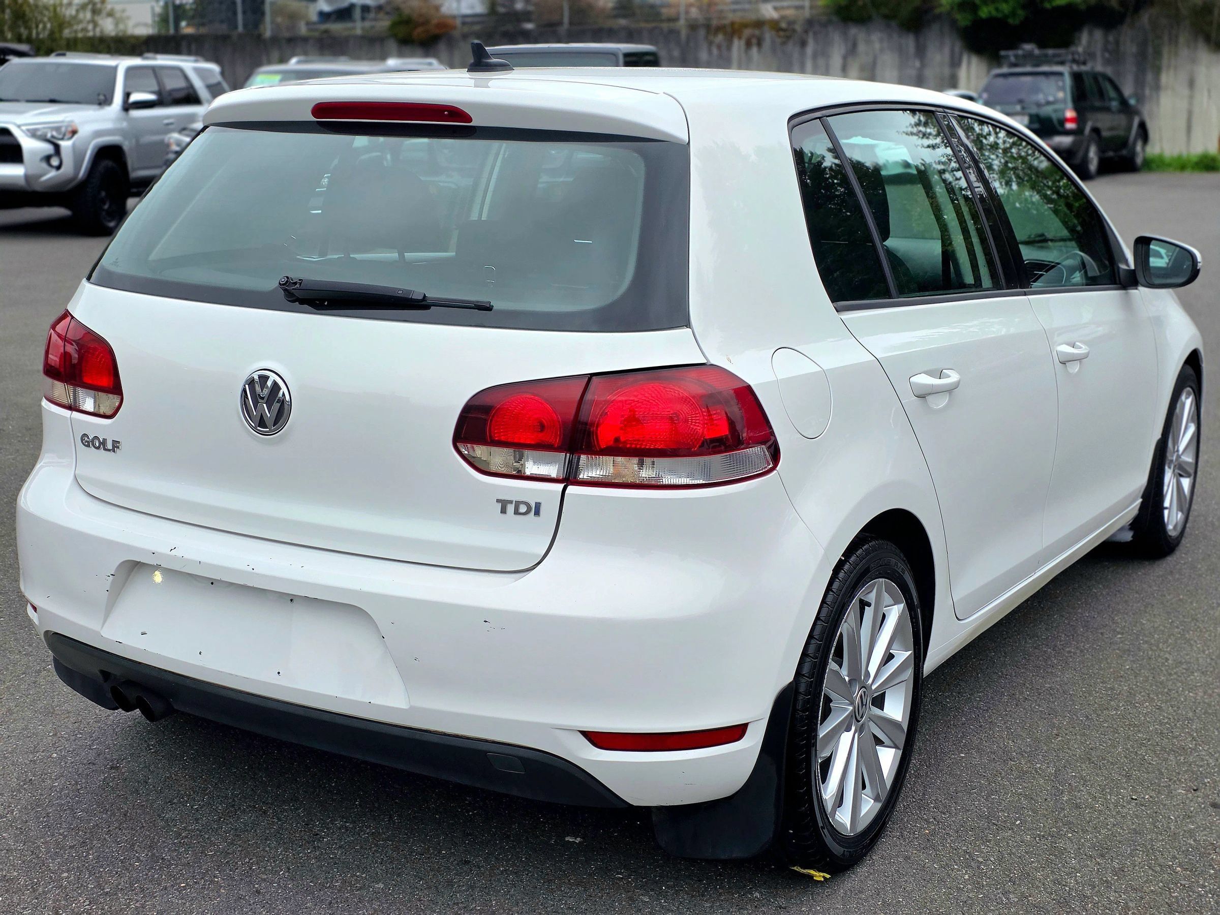 Used 2013 Volkswagen Golf TDI FWD image 11