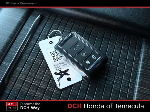 Used 2024 Jeep Wagoneer L Series II RWD image 15