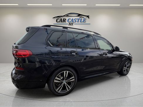 Used 2022 BMW X7 xDrive40i w/ M Sport Package AWD/4WD image 7